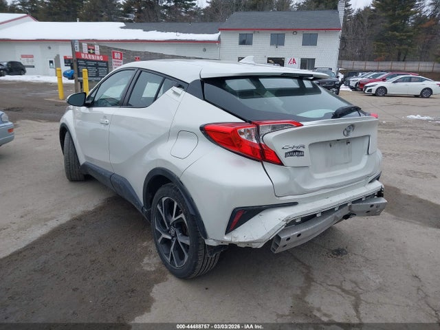 NMTKHMBXXJR025780 Toyota C-HR XLE