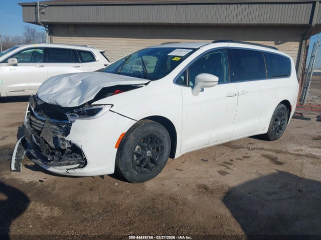 2022 CHRYSLER PACIFICA 2C4RC1BG1NR115170 Photo 1