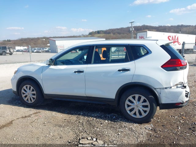 Nissan ROGUE S 2017 KNMAT2MT8HP544521 Image 14