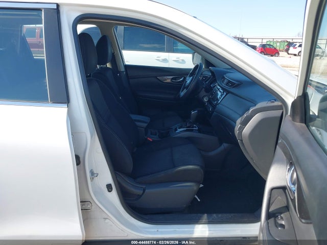 Nissan ROGUE S 2017 KNMAT2MT8HP544521 Image 5