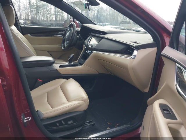 2017 CADILLAC XT5 1GYKNARS4HZ126772 Photo 4