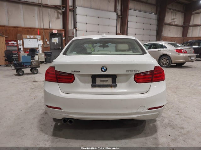 44488788 :رقم المزاد ، WBA3B3G55DNR80003 vin ، 2013 Bmw 328i Xdrive مزاد بيع