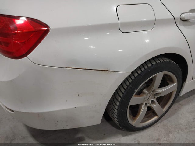 44488788 :رقم المزاد ، WBA3B3G55DNR80003 vin ، 2013 Bmw 328i Xdrive مزاد بيع