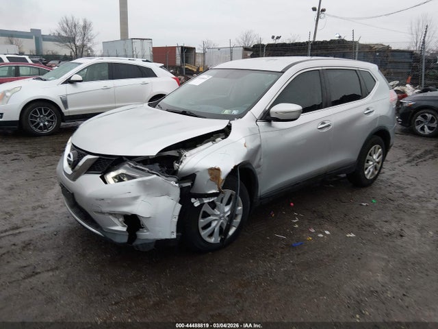 Nissan ROGUE S 2015 KNMAT2MT1FP585117 Image 2