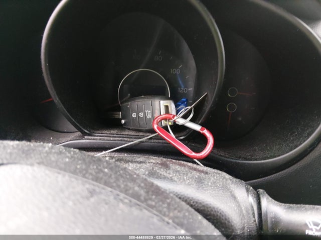 44488829 :رقم المزاد ، KNDJN2A2XE7018666 vin ، 2014 Kia Soul مزاد بيع
