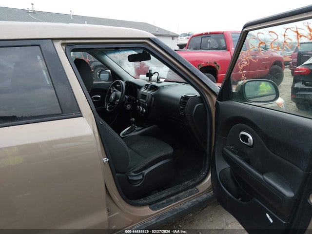 44488829 :رقم المزاد ، KNDJN2A2XE7018666 vin ، 2014 Kia Soul مزاد بيع