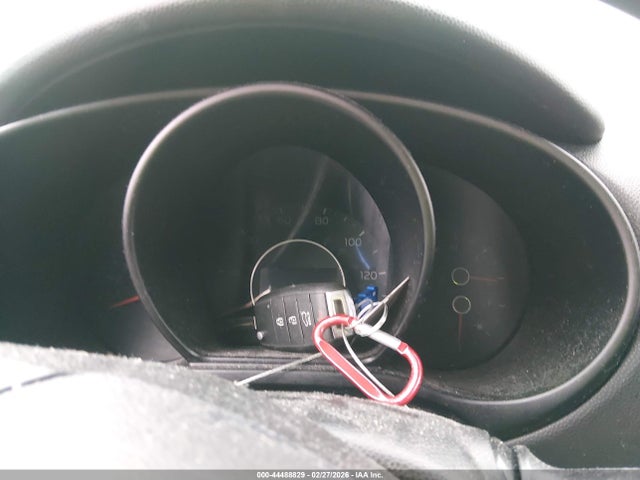 44488829 :رقم المزاد ، KNDJN2A2XE7018666 vin ، 2014 Kia Soul مزاد بيع
