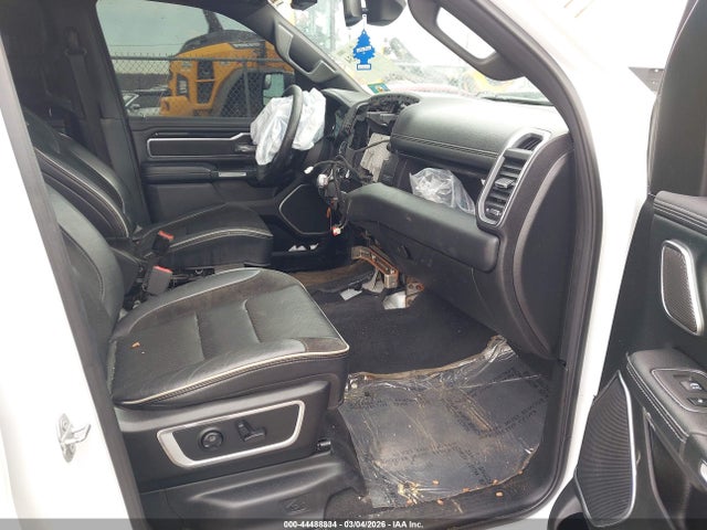 2019 RAM 1500 1C6SRFRT5KN774143 Photo 4