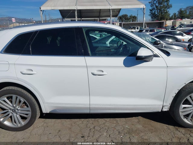WA1BNAFY6J2159411 Audi Q5 2.0t Premium/2.0t Tech Premium