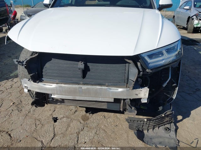 WA1BNAFY6J2159411 Audi Q5 2.0t Premium/2.0t Tech Premium