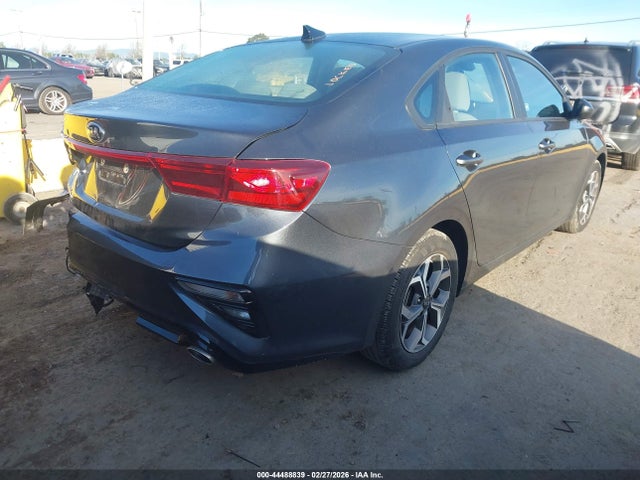 3KPF24AD3ME341970 KIA Forte Lxs