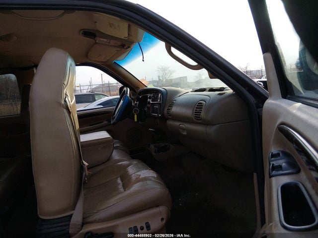 2000 DODGE RAM 1500 1B7HC13ZXYJ136894 Photo 4