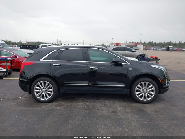 44488922 :رقم المزاد ، 1GYKNGRS9KZ136515 vin ، 2019 Cadillac Xt5 Platinum مزاد بيع