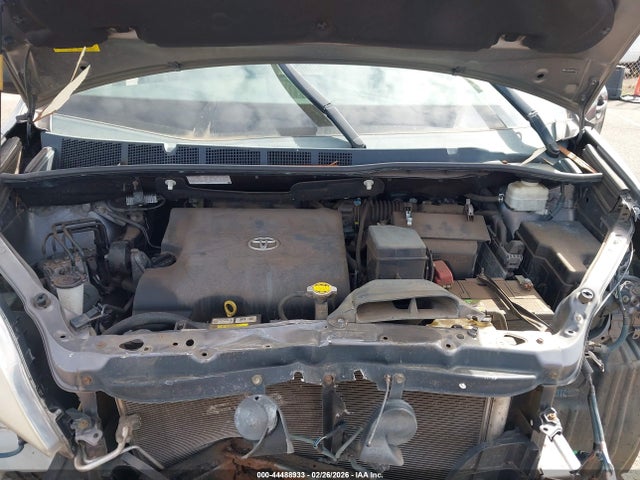 2014 Toyota Sienna L V6 7 Passenger მანქანა იყიდება აუქციონზე, vin: 5TDZK3DC9ES473732, აუქციონის ნომერი: 44488933