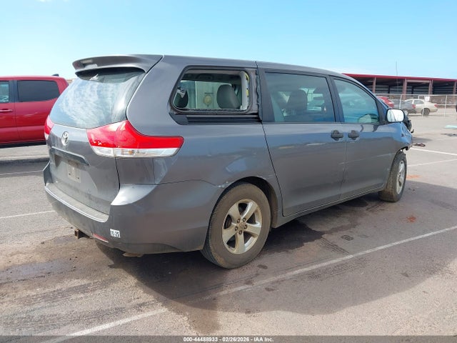 2014 Toyota Sienna L V6 7 Passenger მანქანა იყიდება აუქციონზე, vin: 5TDZK3DC9ES473732, აუქციონის ნომერი: 44488933