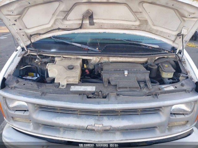1999 CHEVROLET EXPRESS 1GCFG15R6X1082050 Photo 9