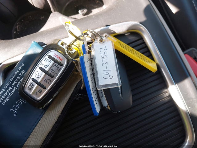 Chrysler Pacifica Hybrid Touring L 2023 2C4RC1L74PR518142 Image 11