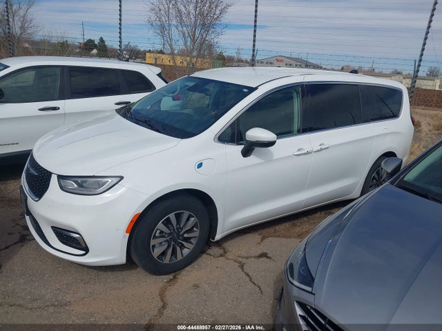 Chrysler Pacifica Hybrid Touring L 2023 2C4RC1L74PR518142 Image 14