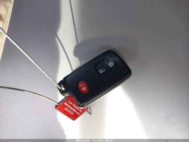 Toyota Prius Two 2015 JTDKN3DUXF0456489 Image 11