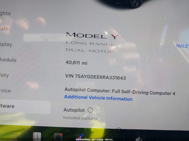 2024 Tesla Model Y Long Range Dual Motor All-wheel Drive მანქანა იყიდება აუქციონზე, vin: 7SAYGDEE6RA331643, აუქციონის ნომერი: 44488982