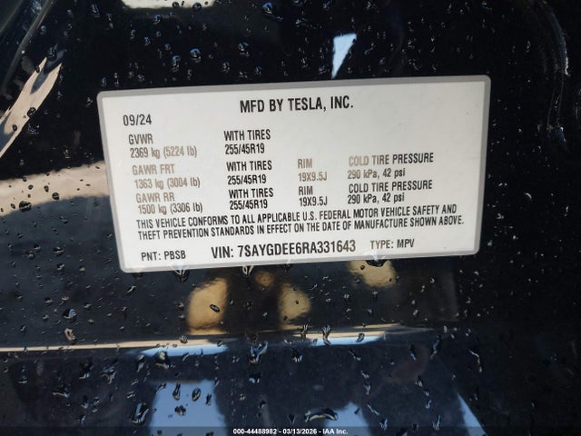 2024 Tesla Model Y Long Range Dual Motor All-wheel Drive მანქანა იყიდება აუქციონზე, vin: 7SAYGDEE6RA331643, აუქციონის ნომერი: 44488982