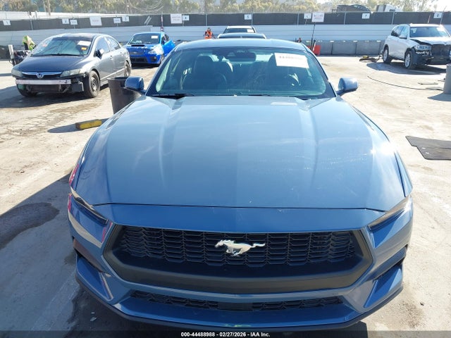Ford Mustang Ecoboost Premium Fastback 2025 1FA6P8TH2S5116155 Image 12