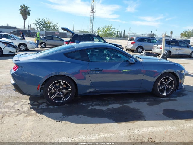 Ford Mustang Ecoboost Premium Fastback 2025 1FA6P8TH2S5116155 Image 13