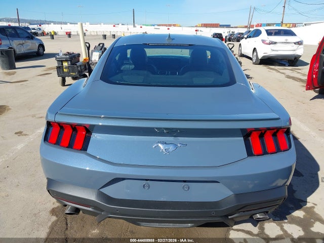 Ford Mustang Ecoboost Premium Fastback 2025 1FA6P8TH2S5116155 Image 16