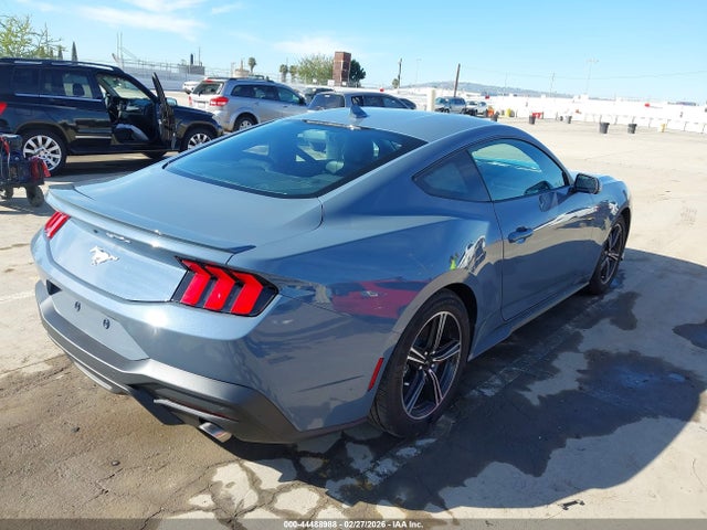 Ford Mustang Ecoboost Premium Fastback 2025 1FA6P8TH2S5116155 Image 4