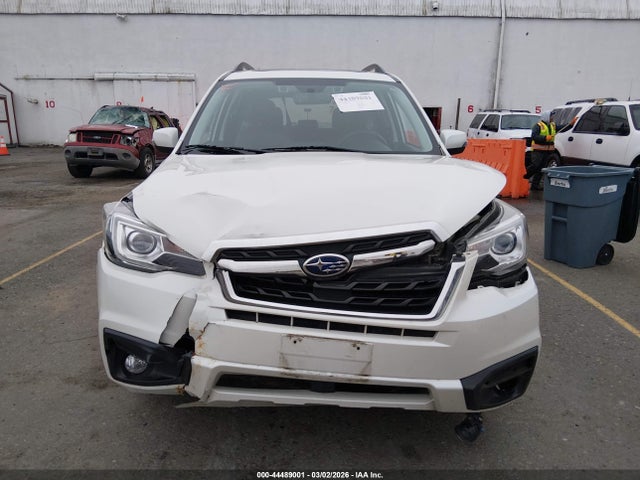 JF2SJAWC0HH571676 Subaru Forester 2.5i Touring