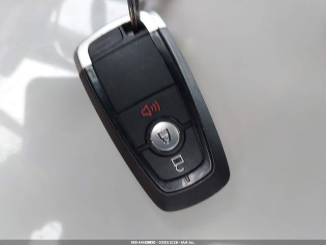 2020 Ford Escape Se მანქანა იყიდება აუქციონზე, vin: 1FMCU9G6XLUB86722, აუქციონის ნომერი: 44489020