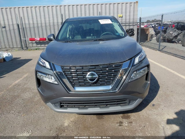 5N1AT3BB4MC695904 Nissan Rogue Sv Intelligent Awd