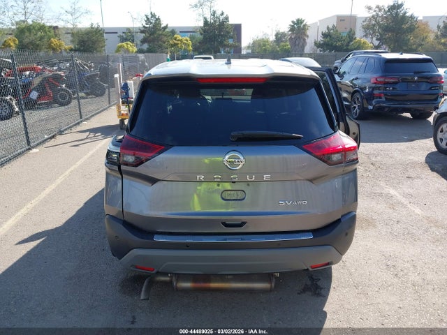 5N1AT3BB4MC695904 Nissan Rogue Sv Intelligent Awd