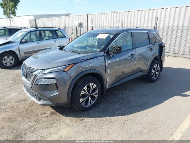 5N1AT3BB4MC695904 Nissan Rogue Sv Intelligent Awd