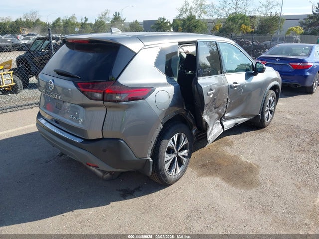 5N1AT3BB4MC695904 Nissan Rogue Sv Intelligent Awd