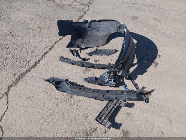 5NMZU3LB8HH013696 Hyundai Santa Fe Sport 2.4l