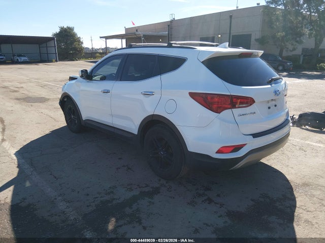 5NMZU3LB8HH013696 Hyundai Santa Fe Sport 2.4l