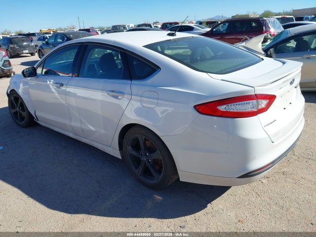 3FA6P0H70GR104107 Ford FUSION SE
