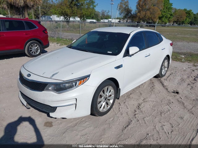 44489074 :رقم المزاد ، 5XXGT4L36JG259529 vin ، 2018 Kia Optima Lx مزاد بيع