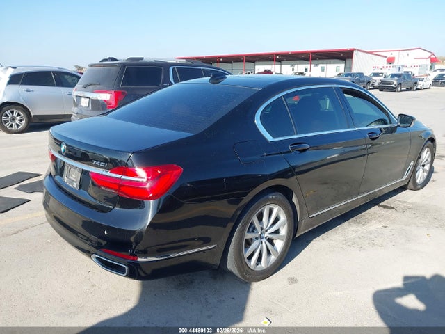 2017 BMW 740I WBA7E2C52HG739745 Photo 3
