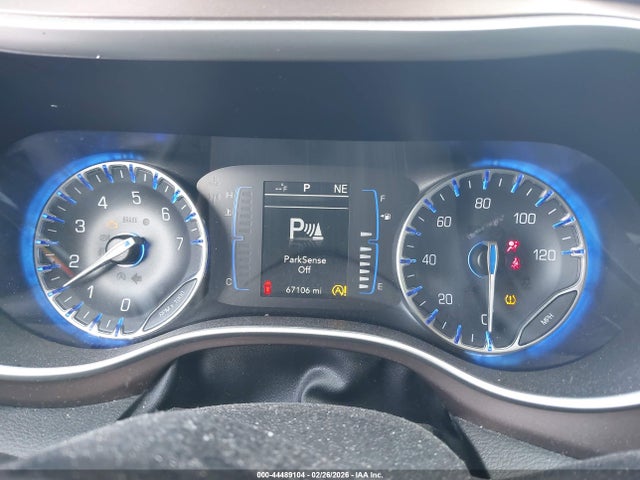 2019 Chrysler Pacifica Touring L მანქანა იყიდება აუქციონზე, vin: 2C4RC1BG3KR675669, აუქციონის ნომერი: 44489104