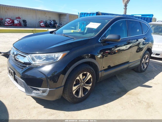 Honda CR-V LX 2018 2HKRW5H33JH408692 Image 2
