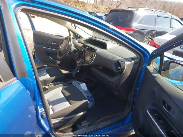 Продажа на аукционе авто 2019 Toyota Prius C L, vin: JTDKDTB32K1624997, номер лота: 44489127