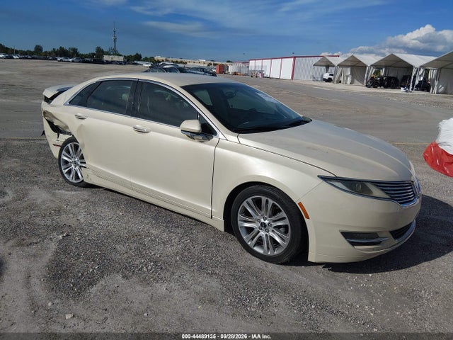 2016 Lincoln Mkz Hybrid მანქანა იყიდება აუქციონზე, vin: 3LN6L2LU7GR633807, აუქციონის ნომერი: 44489135