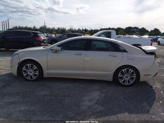 2016 Lincoln Mkz Hybrid მანქანა იყიდება აუქციონზე, vin: 3LN6L2LU7GR633807, აუქციონის ნომერი: 44489135