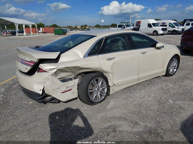 2016 Lincoln Mkz Hybrid მანქანა იყიდება აუქციონზე, vin: 3LN6L2LU7GR633807, აუქციონის ნომერი: 44489135