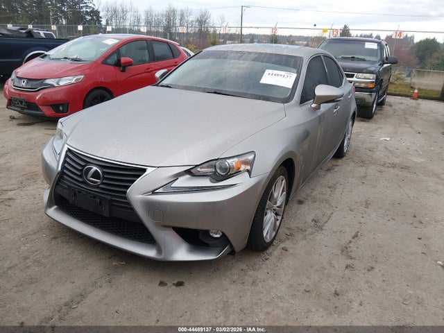 Lexus IS 300 2016 JTHCM1D21G5003892 Image 2