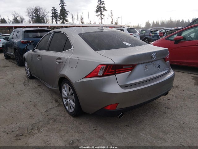 Lexus IS 300 2016 JTHCM1D21G5003892 Image 3