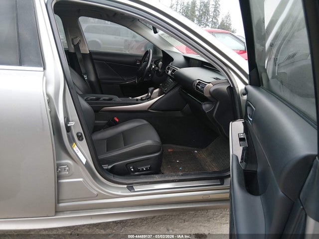 Lexus IS 300 2016 JTHCM1D21G5003892 Image 5