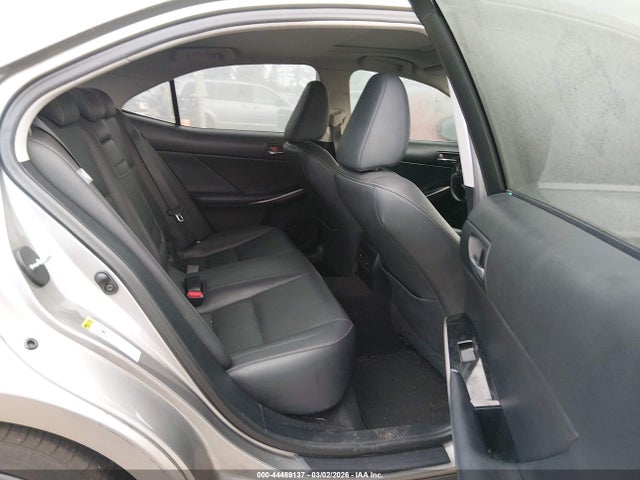 Lexus IS 300 2016 JTHCM1D21G5003892 Image 8